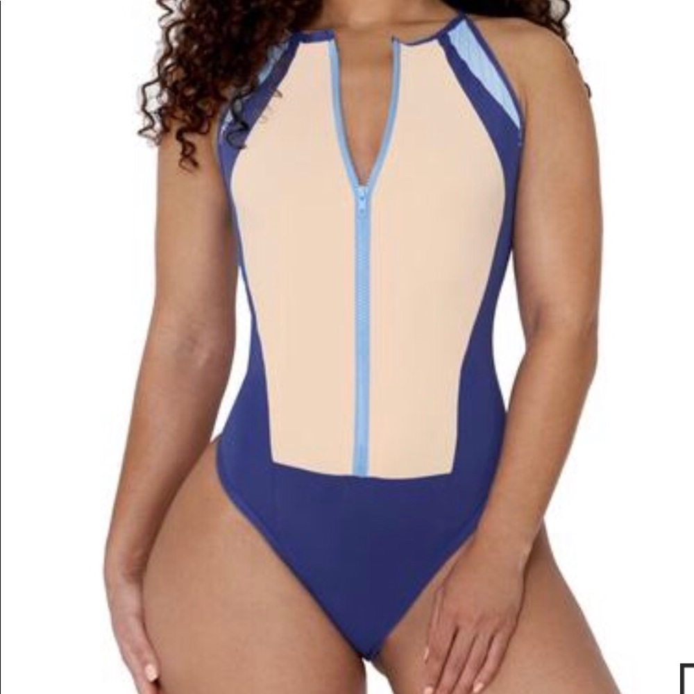 One piece Swimsuit